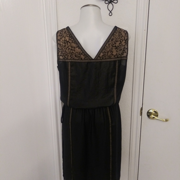 BCBG MaxAzria Greta lace-inset cocktail dress - Picture 7 of 8